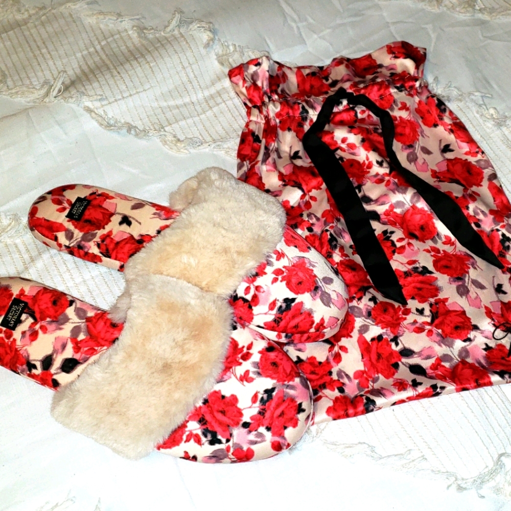 Victoria's Secret slippers